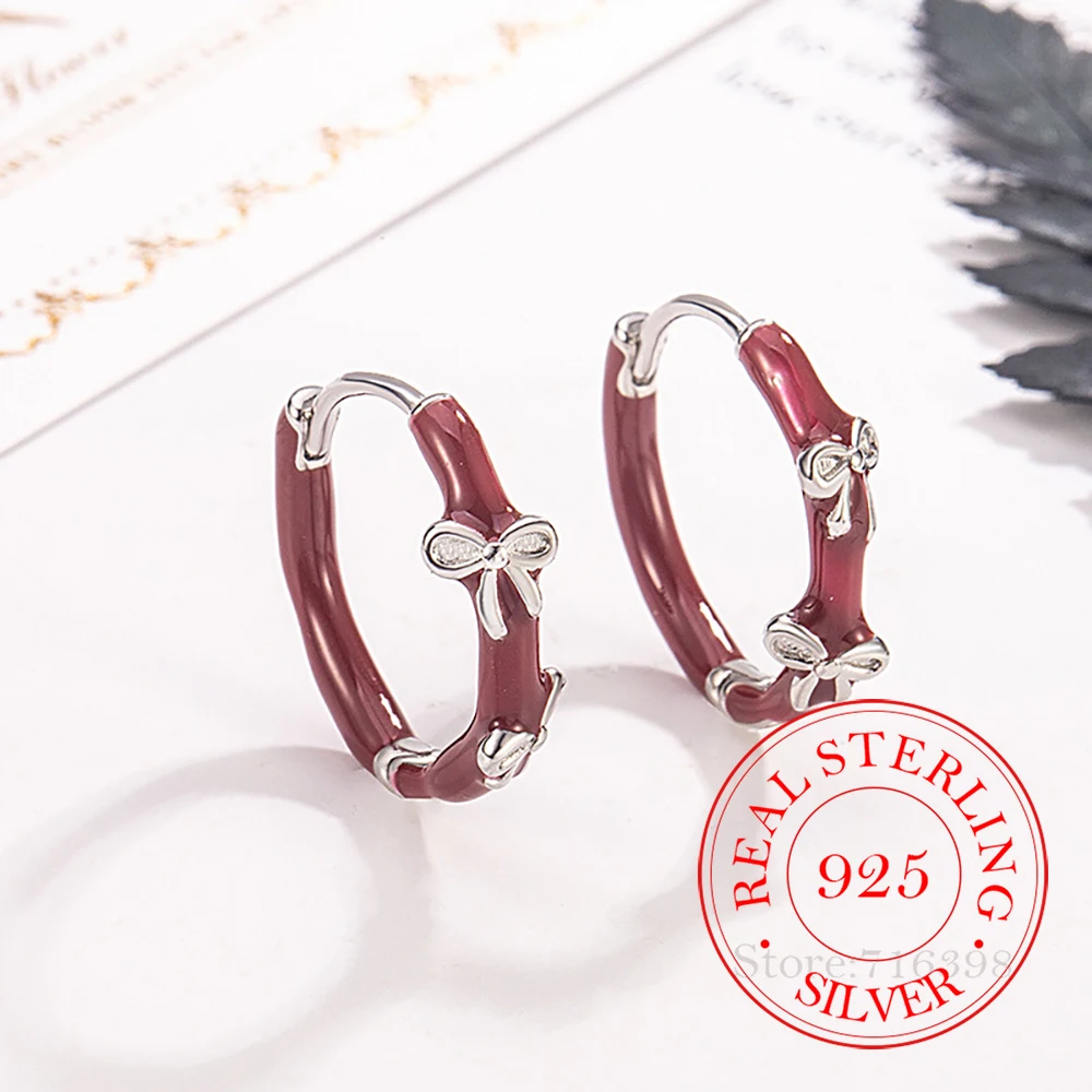 Ювелирные изделия из стерлингового серебра 925, простые красные серьги-кольца с бантом для женщин, ювелирные изделия для свадебной вечеринки для девочек, подарок другу
Ювелирные изделия из стерлингового серебра 925, простые красные серьги-кольца с бантом для женщин, ювелирные изделия для свадебной вечеринки для девочек, подарок другу