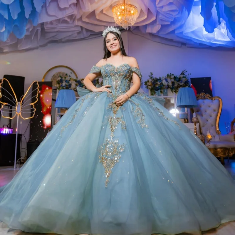 Shiny Haze Blue Quinceanera Dress off-shoulder Crystal Golden Glitter Decal Long tail Bow vestidos de 15 Quinceanera Customize
Shiny Haze Blue Quinceanera Dress off-shoulder Crystal Golden Glitter Decal Long tail Bow vestidos de 15 Quinceanera Customize