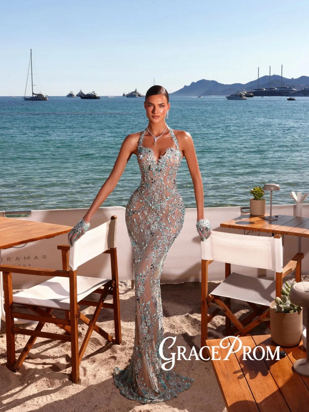 Embroidery Lace Luxury Evening Dress Dazzling Crystal Halter Wedding Party Gown New Customized Stunning Mermaid Banquet Gowns
Embroidery Lace Luxury Evening Dress Dazzling Crystal Halter Wedding Party Gown New Customized Stunning Mermaid Banquet Gowns