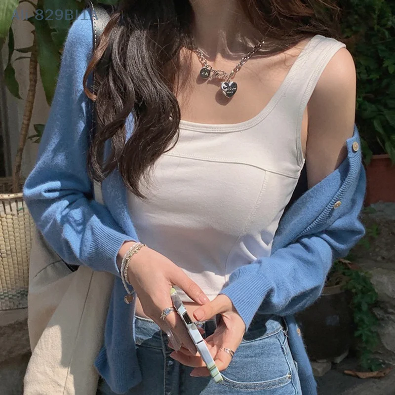 Camisole Vest Women Inner Outer Wear Sleeveless Wide Shoulder Summer Vest Slim Top Women
Camisole Vest Women Inner Outer Wear Sleeveless Wide Shoulder Summer Vest Slim Top Women