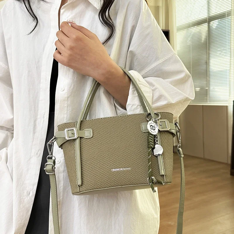 Classic Designer Ladies Tote Bag Durable Leather Crossbody Shoulder Handbag Women's Office Work Purse
Classic Designer Ladies Tote Bag Durable Leather Crossbody Shoulder Handbag Women's Office Work Purse