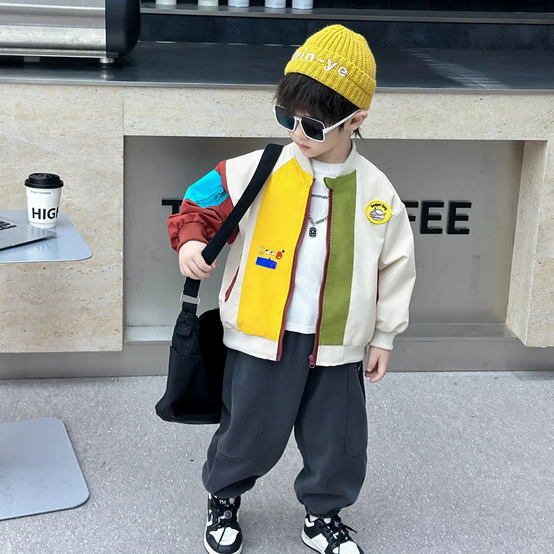 Демисезонная бейсбольная куртка для мальчиков, детская одежда, молодежная модная дышащая верхняя одежда с длинными рукавами на молнии, без капюшона
Демисезонная бейсбольная куртка для мальчиков, детская одежда, молодежная модная дышащая верхняя одежда с длинными рукавами на молнии, без капюшона