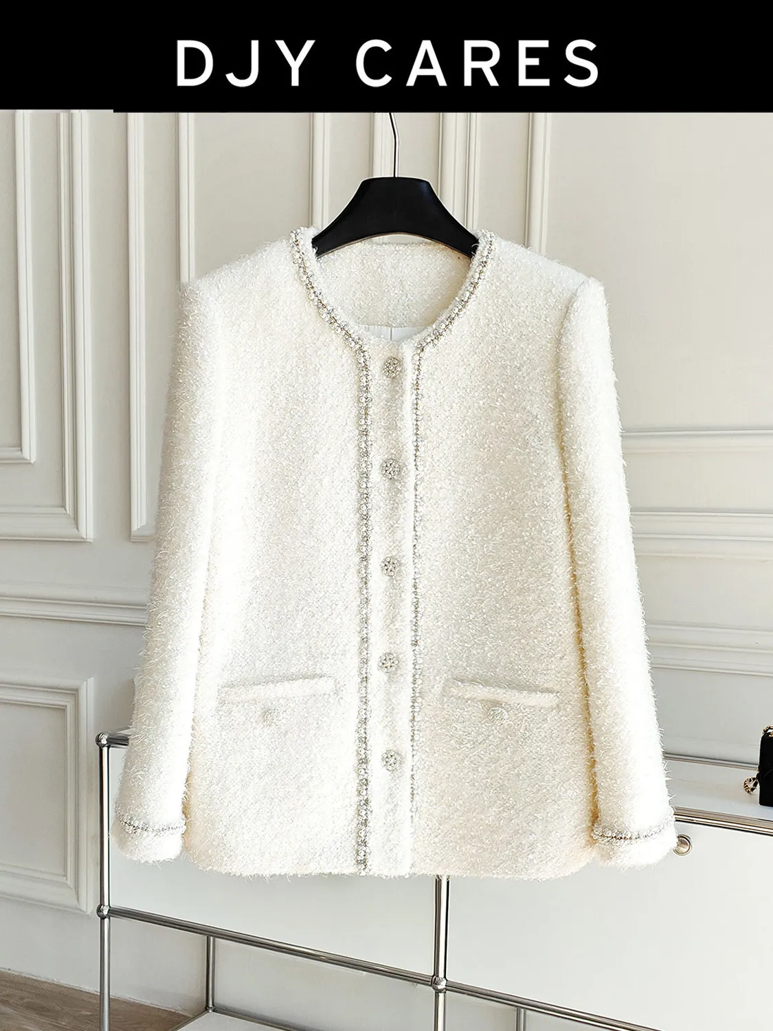 New Pearl rhinestone trimmed milk white mid length jacket exquisite top big size
New Pearl rhinestone trimmed milk white mid length jacket exquisite top big size