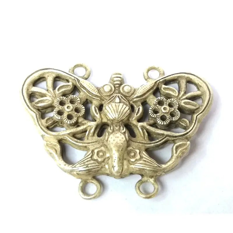 YIZHU CULTUER ART Collection Old China Tibet Silver Handmade Auspicious Butterfly Pendant Amulet Decoration Gift
YIZHU CULTUER ART Collection Old China Tibet Silver Handmade Auspicious Butterfly Pendant Amulet Decoration Gift