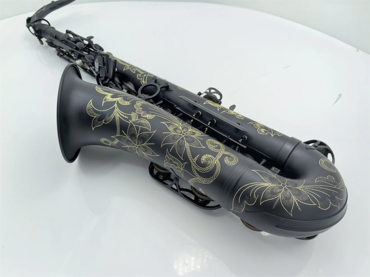 Real Pictures Tenor Saxophone B Flat Nickel Plating Professional Instrument With Case Mouthpiece Accessories
Real Pictures Tenor Saxophone B Flat Nickel Plating Professional Instrument With Case Mouthpiece Accessories