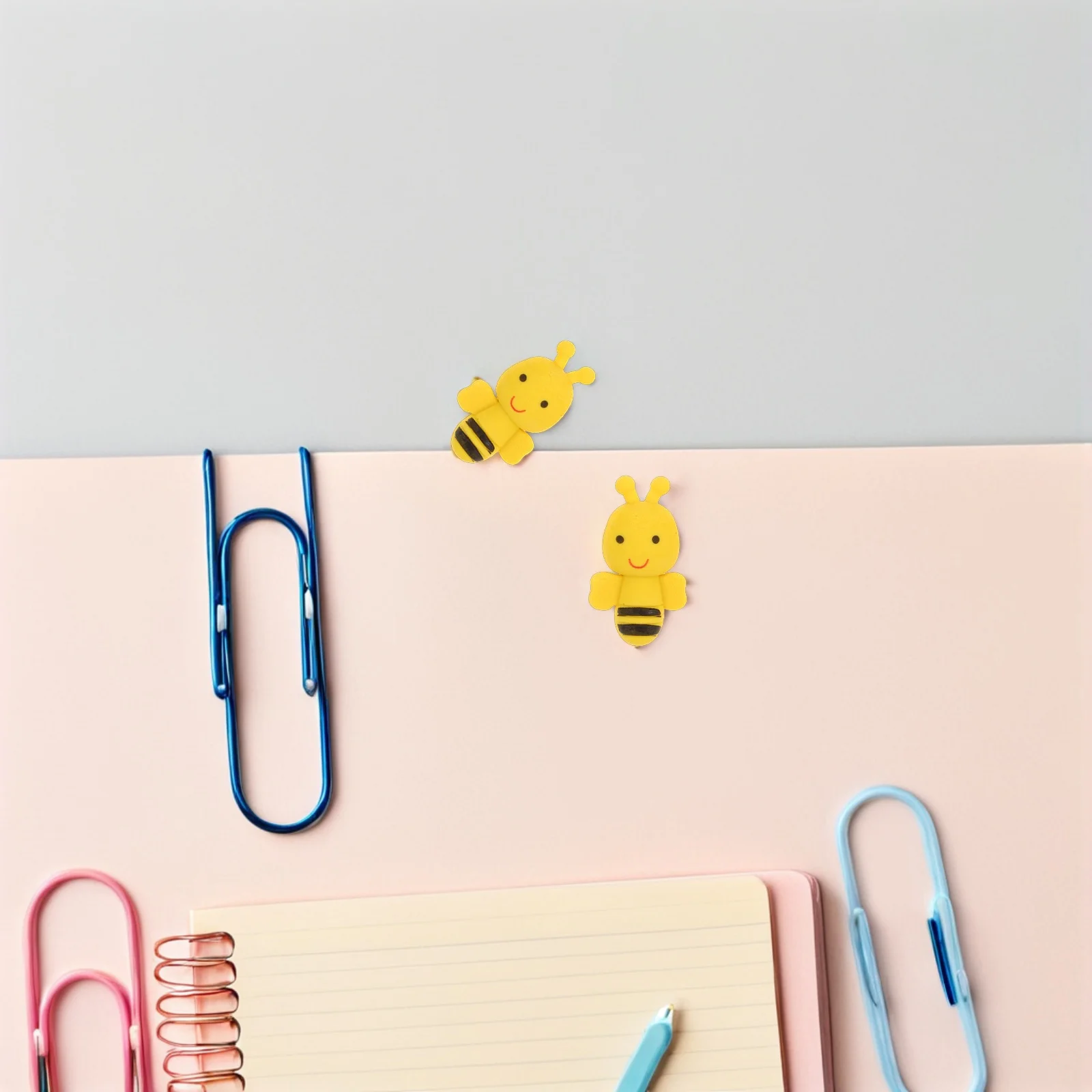 48Pcs Creative Animal Erasers Detachable Bee Shaped Puzzle Erasers Ideal School Classroom Rewards Party Favors Mini Stationery
48Pcs Creative Animal Erasers Detachable Bee Shaped Puzzle Erasers Ideal School Classroom Rewards Party Favors Mini Stationery