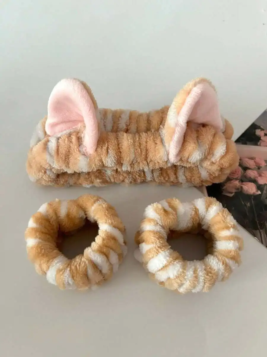 3pcs Cat Ear Headband And Hair Ties Set Striped Plush Makeup Face Washing Accessory
3pcs Cat Ear Headband And Hair Ties Set Striped Plush Makeup Face Washing Accessory