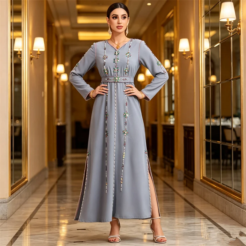 Luxury Embroidery Long Robe Dubai Abaya Beads Jalabiya Women Muslim Dress Turkey Kaftan Eid Ramadan Caftan Marocain Femme Abayas
Luxury Embroidery Long Robe Dubai Abaya Beads Jalabiya Women Muslim Dress Turkey Kaftan Eid Ramadan Caftan Marocain Femme Abayas