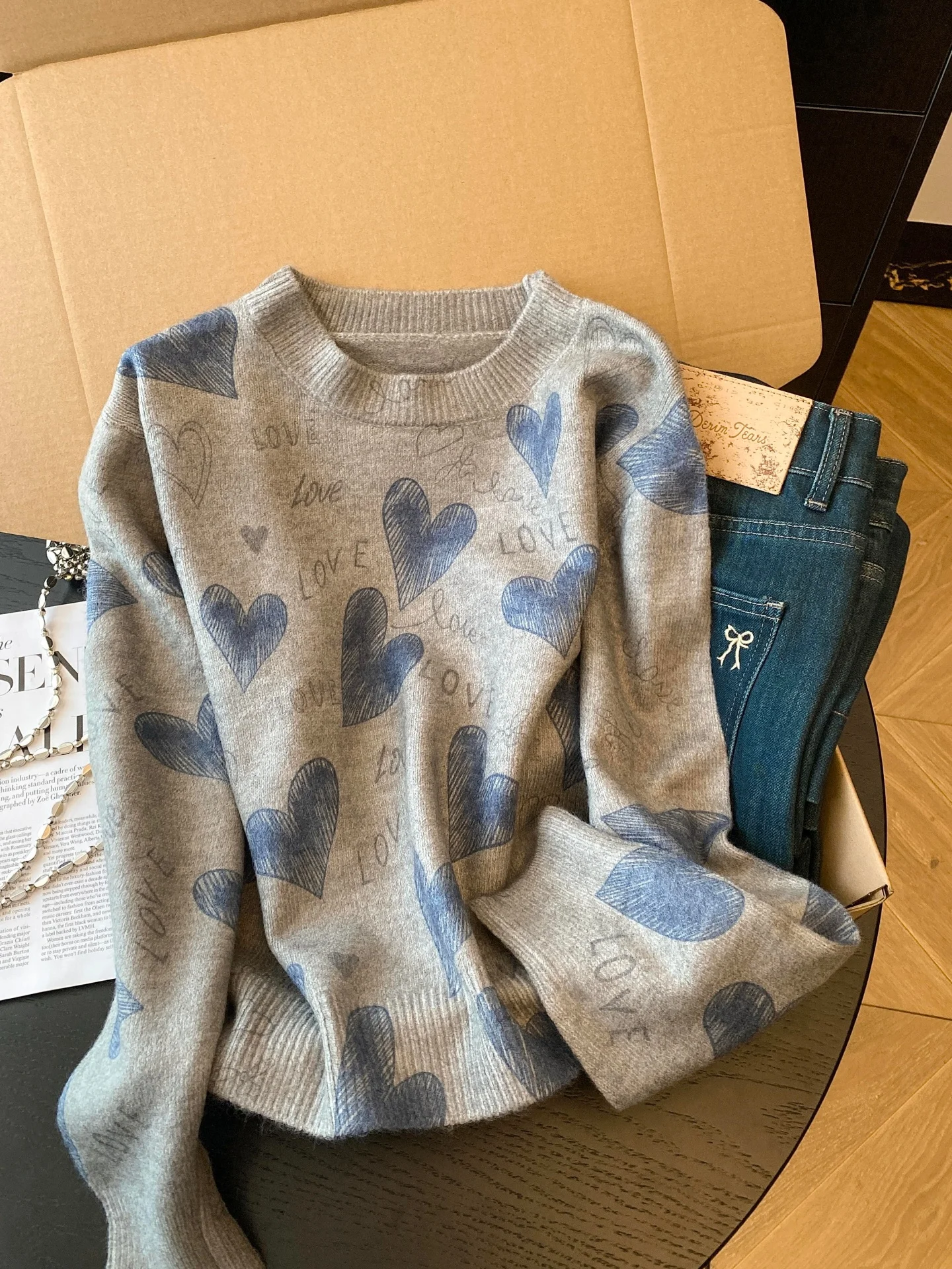 Вязаный свитер с круглым вырезом и надписью в виде сердца, женский модный базовый слой для осени и зимы, трикотажный пуловер
Вязаный свитер с круглым вырезом и надписью в виде сердца, женский модный базовый слой для осени и зимы, трикотажный пуловер