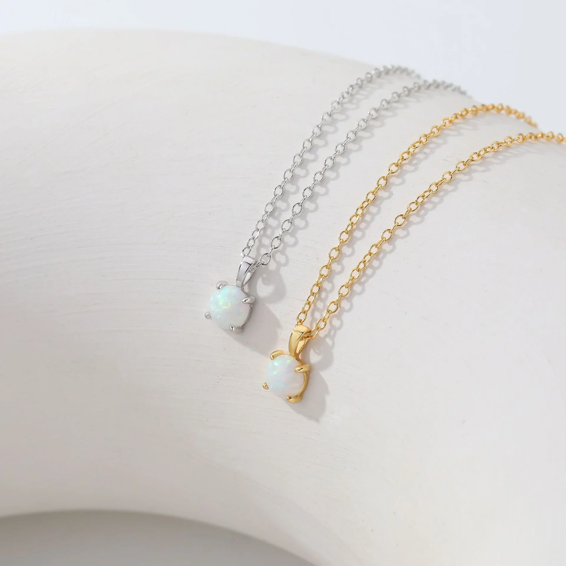 Unique Versatile Collar - S925, 4-Claw Opal Minimal Ins Euro Cool Women's Necklace
Unique Versatile Collar - S925, 4-Claw Opal Minimal Ins Euro Cool Women's Necklace