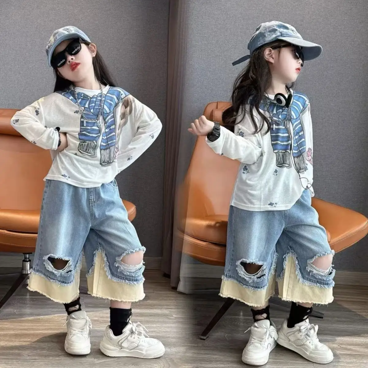 Girls' Summer Set New Korean Edition Casual Personalized Printed Sunscreen Clothes Loose Splicing Wide Leg Jeans Two Piece Set
Girls' Summer Set New Korean Edition Casual Personalized Printed Sunscreen Clothes Loose Splicing Wide Leg Jeans Two Piece Set