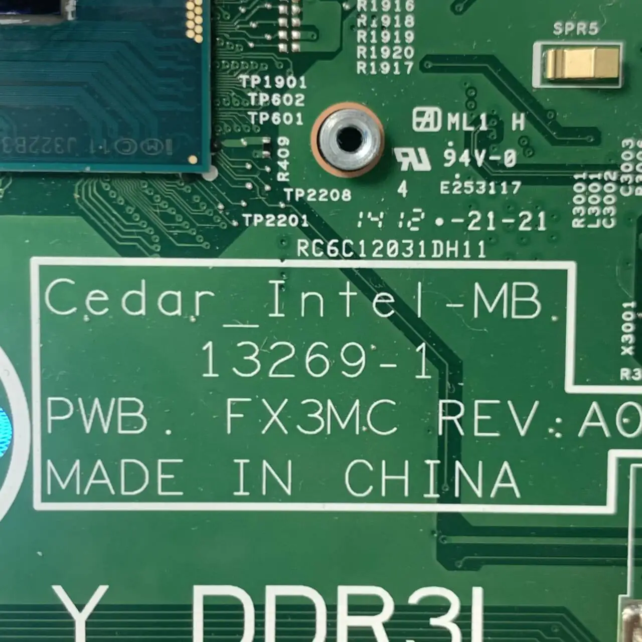 CN-0GJC23 0GJC23 GJC23 для Dell 3442 3542 3443 3543, материнская плата для ноутбука 13269-1, материнская плата с процессором SR1EK I3-4005U, 100% полное тестирование, ОК
CN-0GJC23 0GJC23 GJC23 для Dell 3442 3542 3443 3543, материнская плата для ноутбука 13269-1, материнская плата с процессором SR1EK I3-4005U, 100% полное тестирование, ОК