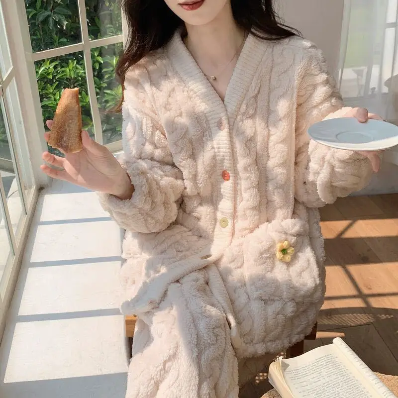 Women's Pajamas Coral Fleece Keep Warm Girl Autumn Winter Jacquard Thickened Plush Rainbow Flowers Two Piece Set Home Clothes
Women's Pajamas Coral Fleece Keep Warm Girl Autumn Winter Jacquard Thickened Plush Rainbow Flowers Two Piece Set Home Clothes