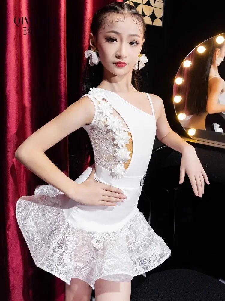 Children's Latin Dance Performance Costume New Girl Lace Rumba Cha cha suit Practice Dress Competition 2-piece Set
Children's Latin Dance Performance Costume New Girl Lace Rumba Cha cha suit Practice Dress Competition 2-piece Set