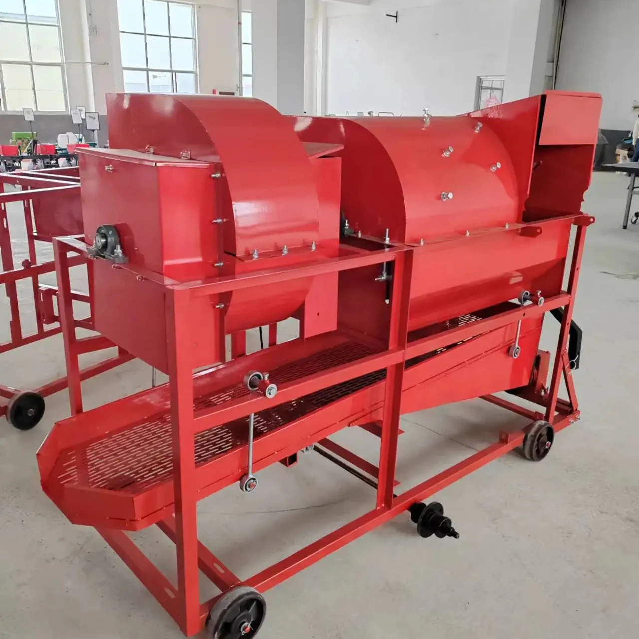 Automatic Groundnut Harvesting Machine Peanut Picker
Automatic Groundnut Harvesting Machine Peanut Picker