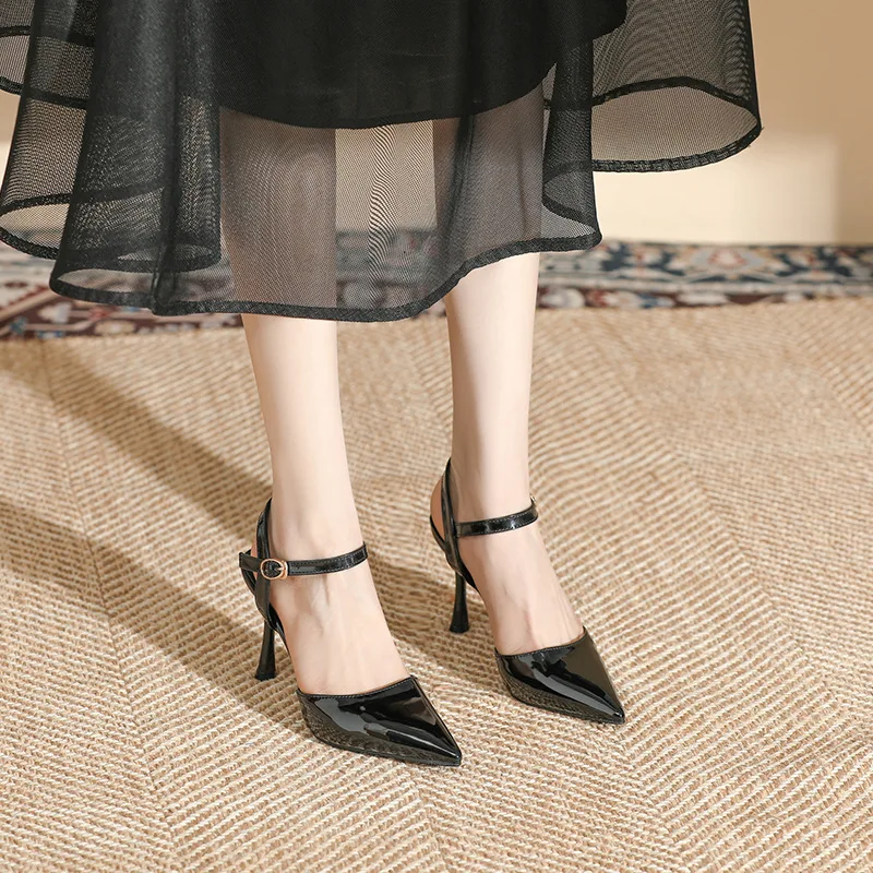 Plus Size 30-44 Pointed Stiletto Heels Shoes Women Black Shoes High Heels Sandals
Plus Size 30-44 Pointed Stiletto Heels Shoes Women Black Shoes High Heels Sandals