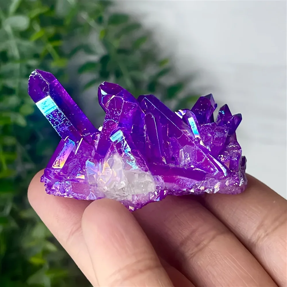 Aura Purple Crystal Cluster Irregular Shape Vibrant Home Decor Unique Gift for Holidays Classic Style Stone Ornament
Aura Purple Crystal Cluster Irregular Shape Vibrant Home Decor Unique Gift for Holidays Classic Style Stone Ornament
