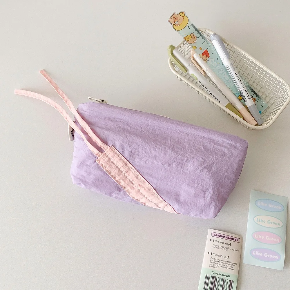 Ремни с бантом Y2K, сумка для канцелярских принадлежностей с бантом, настольное хранилище, большой вместительный корейский пенал Y2K Ins, ручка для косметических карт
Ремни с бантом Y2K, сумка для канцелярских принадлежностей с бантом, настольное хранилище, большой вместительный корейский пенал Y2K Ins, ручка для косметических карт