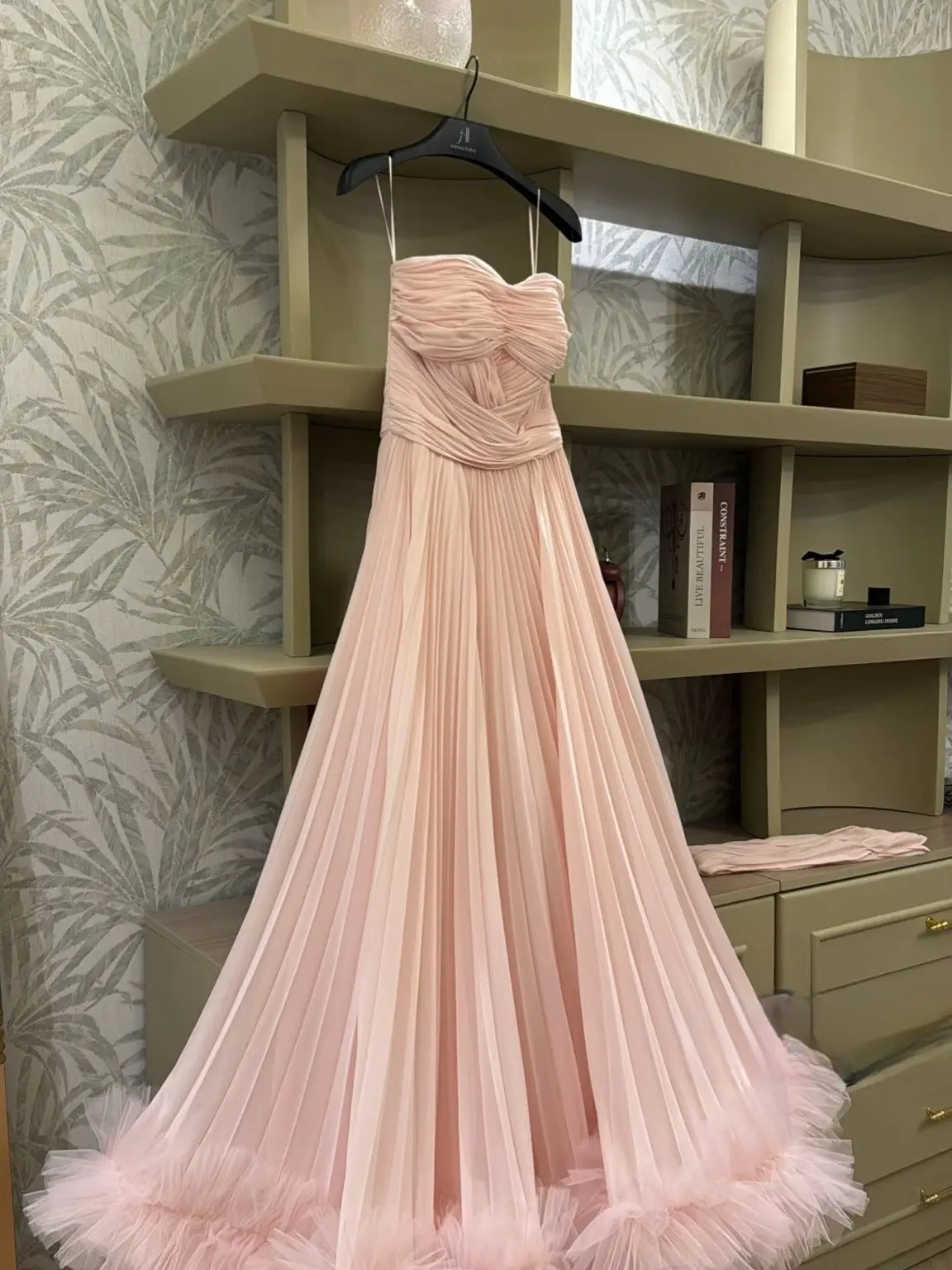 Customized Blush Pink Strapless Evening Dress Prom Gown Ruched Tulle A-Line Formal Party Ball Gown With Ruffle Hem
Customized Blush Pink Strapless Evening Dress Prom Gown Ruched Tulle A-Line Formal Party Ball Gown With Ruffle Hem