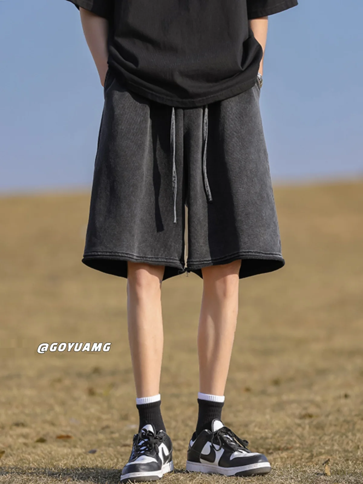 Мужские спортивные брюки свободного кроя с прямыми штанинами, летние повседневные дышащие штаны, модные брендовые брюки
Мужские спортивные брюки свободного кроя с прямыми штанинами, летние повседневные дышащие штаны, модные брендовые брюки