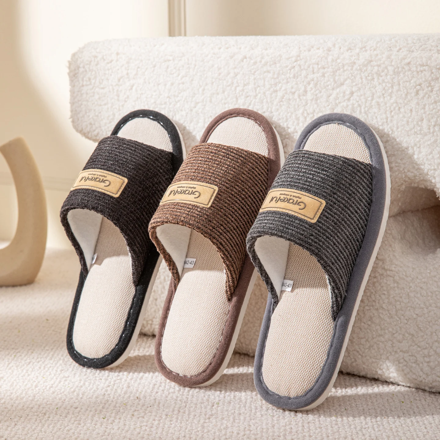 Men Open Toe Linen Slippers Breathable Fabric House Slides Non Slip Soft Sole Indoor Bedroom Flat Sandals Lightweight Home Shoes
Men Open Toe Linen Slippers Breathable Fabric House Slides Non Slip Soft Sole Indoor Bedroom Flat Sandals Lightweight Home Shoes