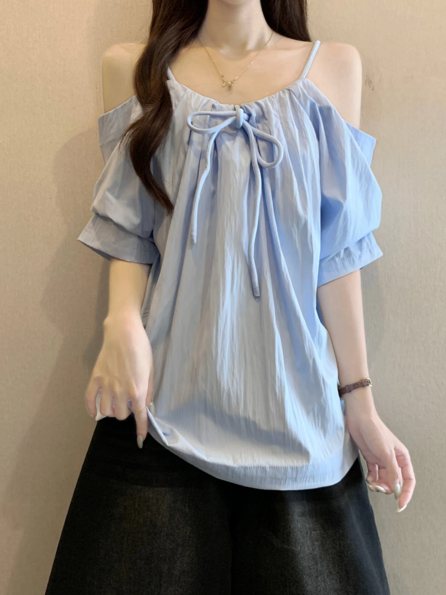 Blue Short Sleeve Base Shirt Women Summer 2026 plus Size Flattering Design One Shoulder Bridesmaid Top Korean Style Commute Wind
Blue Short Sleeve Base Shirt Women Summer 2026 plus Size Flattering Design One Shoulder Bridesmaid Top Korean Style Commute Wind