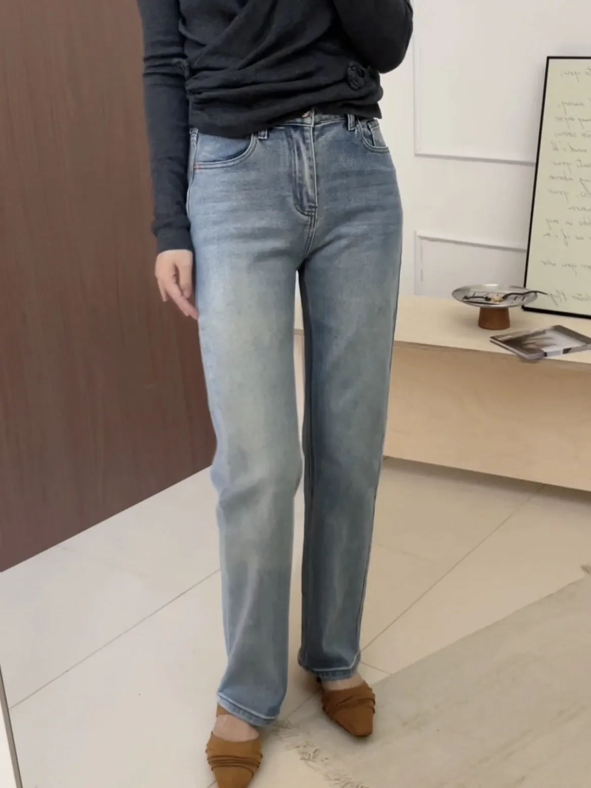ZHISILAO New Embroidery Print Stretch Jeans Women Vintage High Waist Denim Pants Streetwear Autumn Winter 2024
ZHISILAO New Embroidery Print Stretch Jeans Women Vintage High Waist Denim Pants Streetwear Autumn Winter 2024