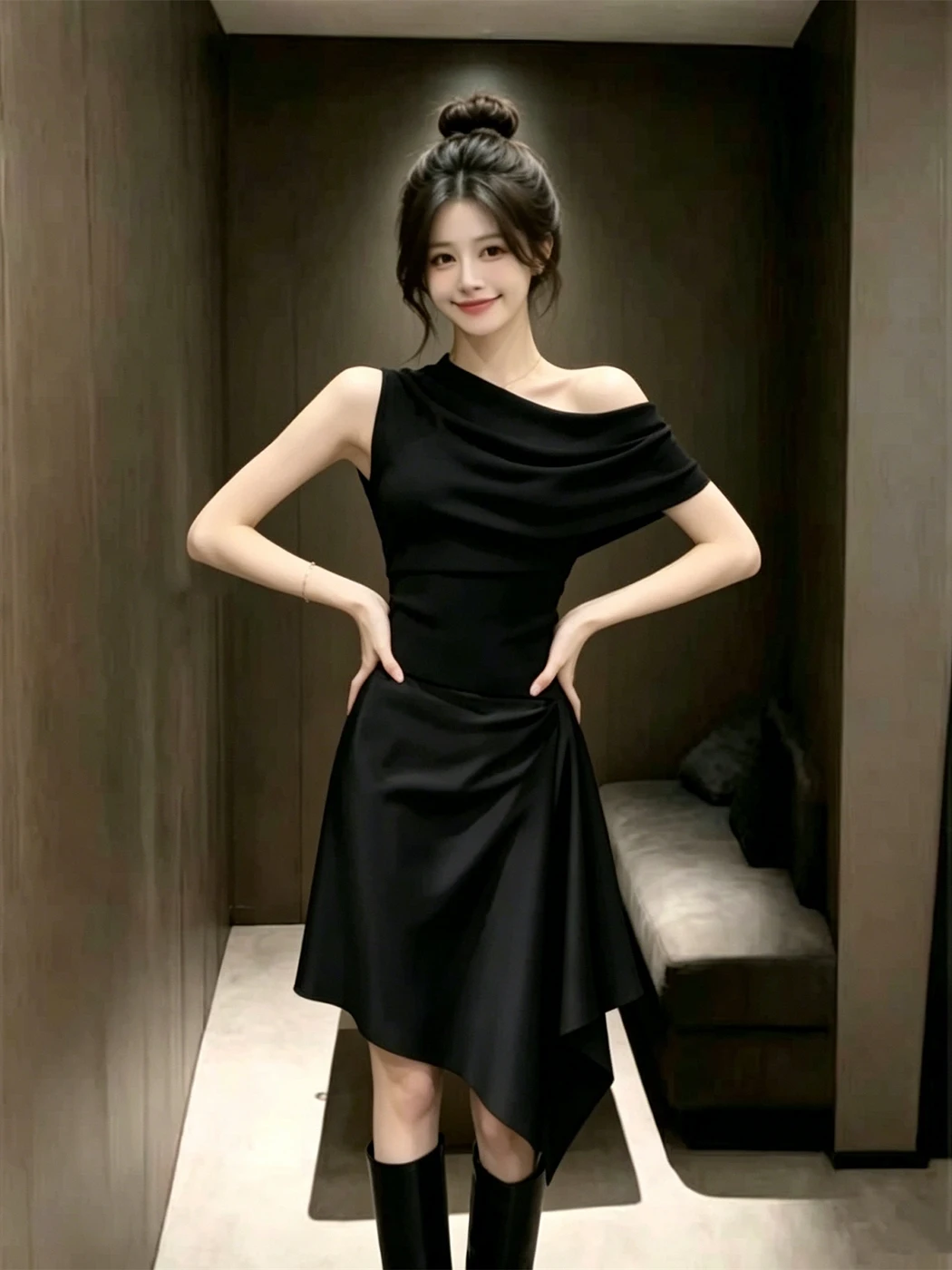 Black Shoulder-Bared Top And High Waist Skirt Set Women's Fashion Summer Outfit Asymmetrical Hemline Slimming Effect
Black Shoulder-Bared Top And High Waist Skirt Set Women's Fashion Summer Outfit Asymmetrical Hemline Slimming Effect