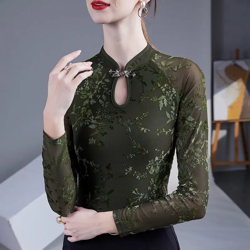 Cheongsam Collar Floral Mesh Women's Top Spring Autumn New Retro Buttoned Temperament Long-sleeved Base Shirt for Women
Cheongsam Collar Floral Mesh Women's Top Spring Autumn New Retro Buttoned Temperament Long-sleeved Base Shirt for Women