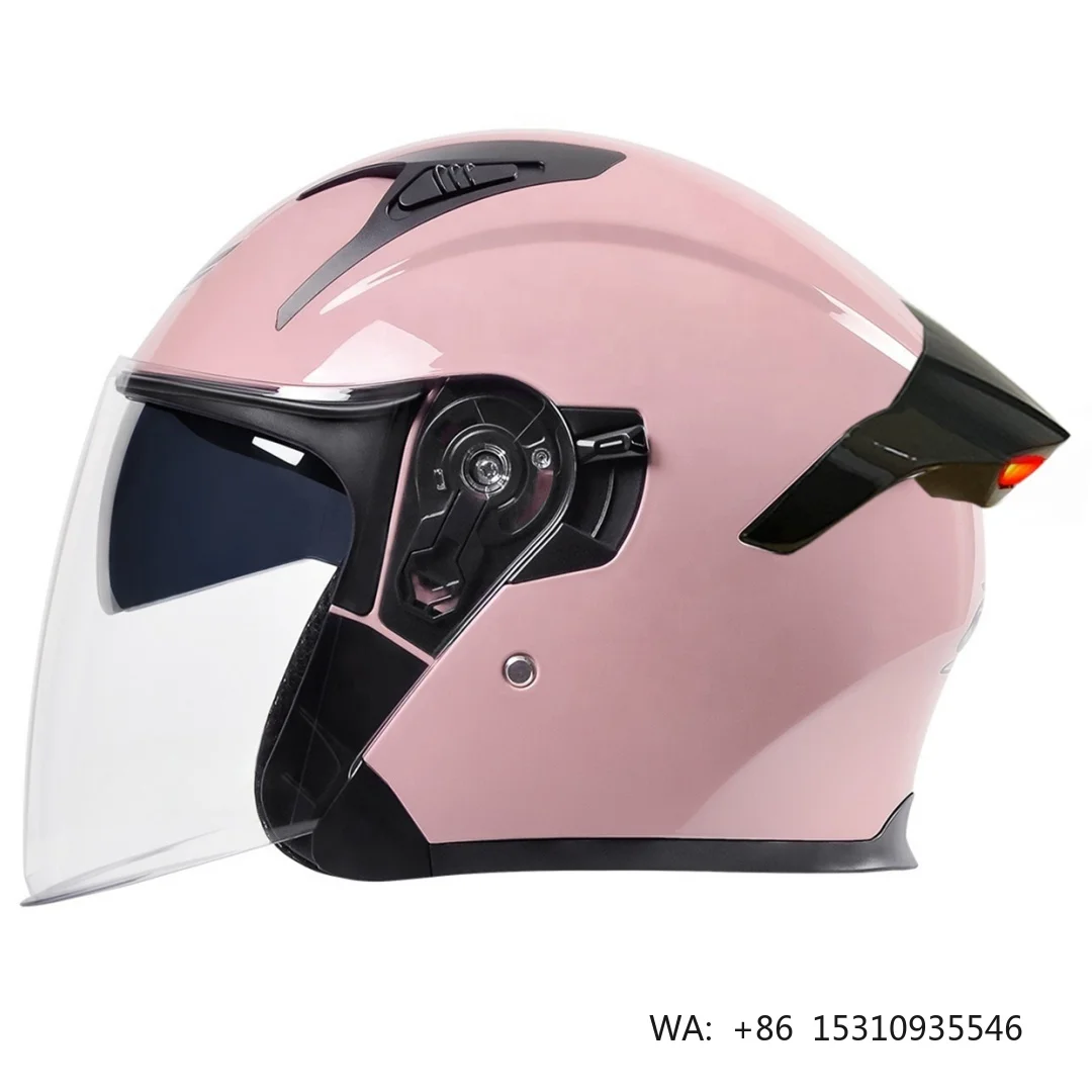 Double Lens LED Tail Light Motorcycle Helmet High Toughness ABS Multi-Functional Outdoor Riding Gear
Double Lens LED Tail Light Motorcycle Helmet High Toughness ABS Multi-Functional Outdoor Riding Gear