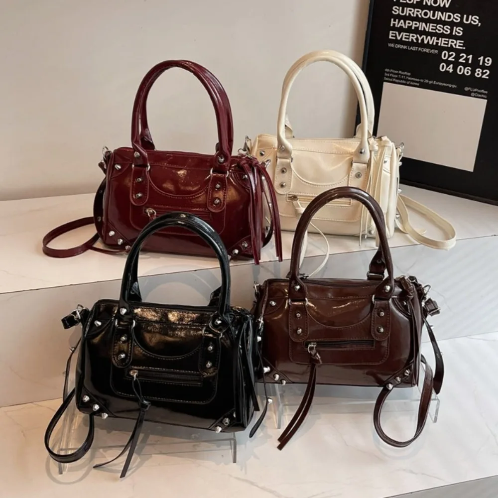 High-quality Textured Women's Handbags 2026 Fashionable Versatile Shoulder Bag Casual Simple Personalized Crossbody Bag Female
High-quality Textured Women's Handbags 2026 Fashionable Versatile Shoulder Bag Casual Simple Personalized Crossbody Bag Female