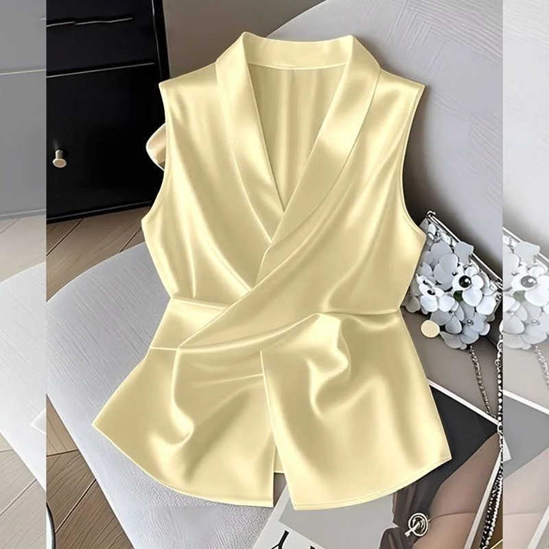 Slimming Design Summer 2026 Women's Top Fashionable Versatile Waist-Cinching Unique Small Shirt Commute Style Straight Cut
Slimming Design Summer 2026 Women's Top Fashionable Versatile Waist-Cinching Unique Small Shirt Commute Style Straight Cut