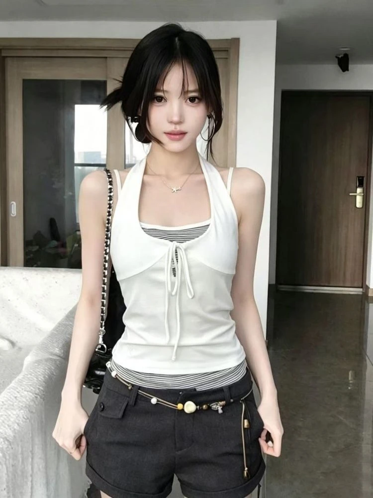 Deeptown Korean Style Sweet Tanks Women Sexy Stripe Patchwork White Sleeveless Vest Spicy Girl Summer Slim Up Camis Streetwear
Deeptown Korean Style Sweet Tanks Women Sexy Stripe Patchwork White Sleeveless Vest Spicy Girl Summer Slim Up Camis Streetwear