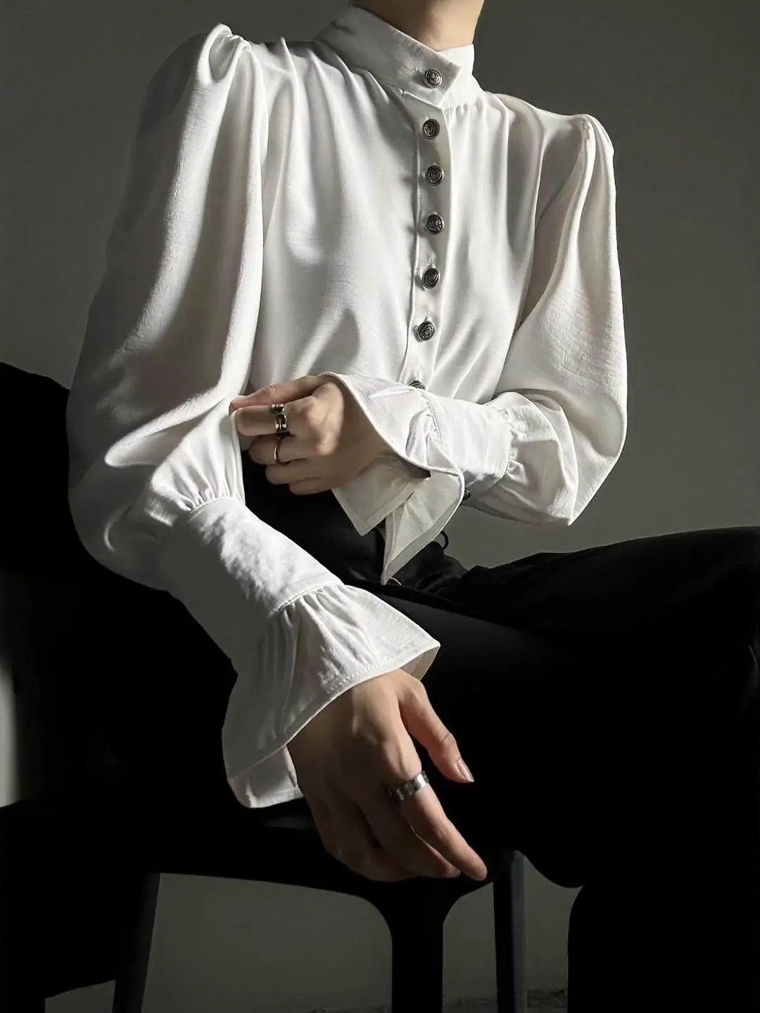 New Chinese Sle Court Retro Stand Collar irt Men's Women's Neutral Wind Gown Dra Hong Upper Body Long Sve Spring A...
New Chinese Sle Court Retro Stand Collar irt Men's Women's Neutral Wind Gown Dra Hong Upper Body Long Sve Spring A...