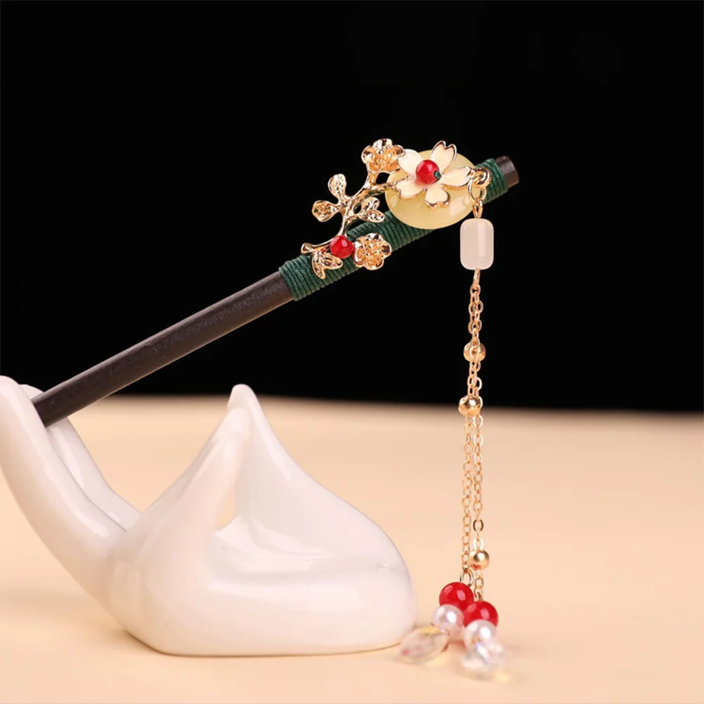 Elegant Tassel Wooden Hair Stick Chinese Accessory for Women Simple Exquisite Design Portable Reliable Gift Hair Sticks
Elegant Tassel Wooden Hair Stick Chinese Accessory for Women Simple Exquisite Design Portable Reliable Gift Hair Sticks