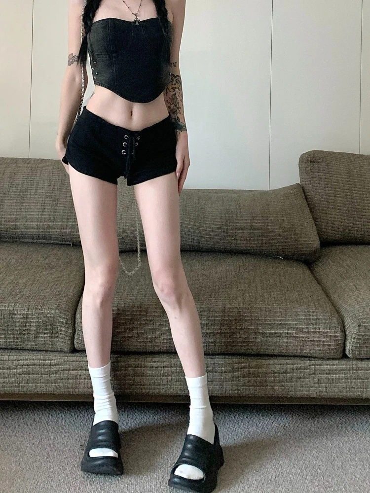 Low Rise Denim Shorts Women Y2K Aesthetic Slimming Butt Lifting Tie Front High Split Fashion Spring Casual Wear
Low Rise Denim Shorts Women Y2K Aesthetic Slimming Butt Lifting Tie Front High Split Fashion Spring Casual Wear