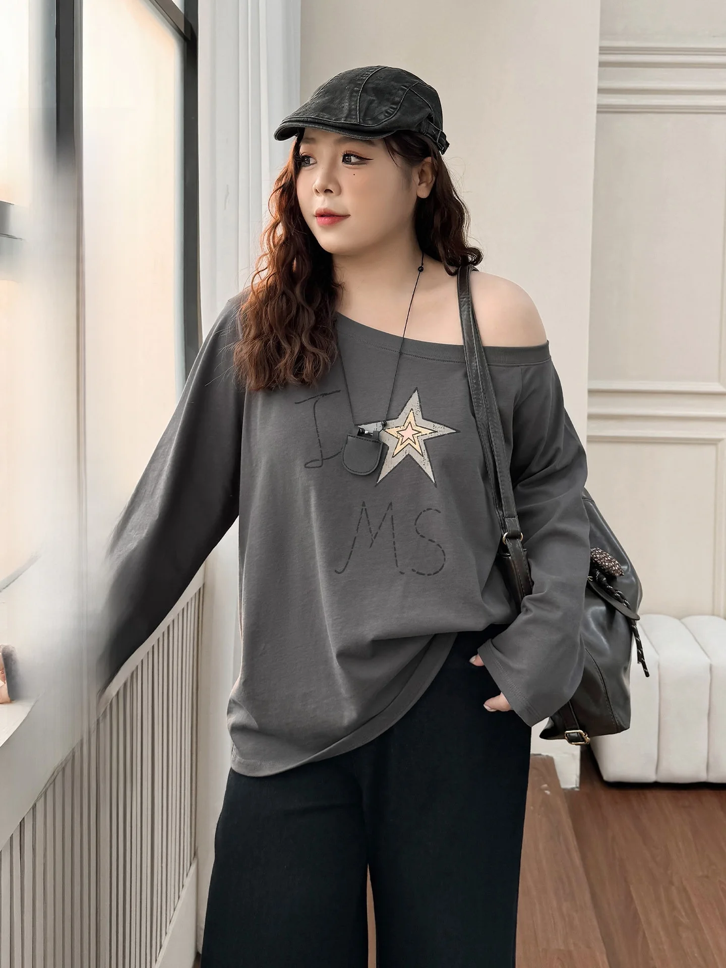 Limited Edition plus Size Women's T-Shirt American Street Style Shoulder Bared Long Sleeve Star Print Top Spring Summer Casua...
Limited Edition plus Size Women's T-Shirt American Street Style Shoulder Bared Long Sleeve Star Print Top Spring Summer Casua...