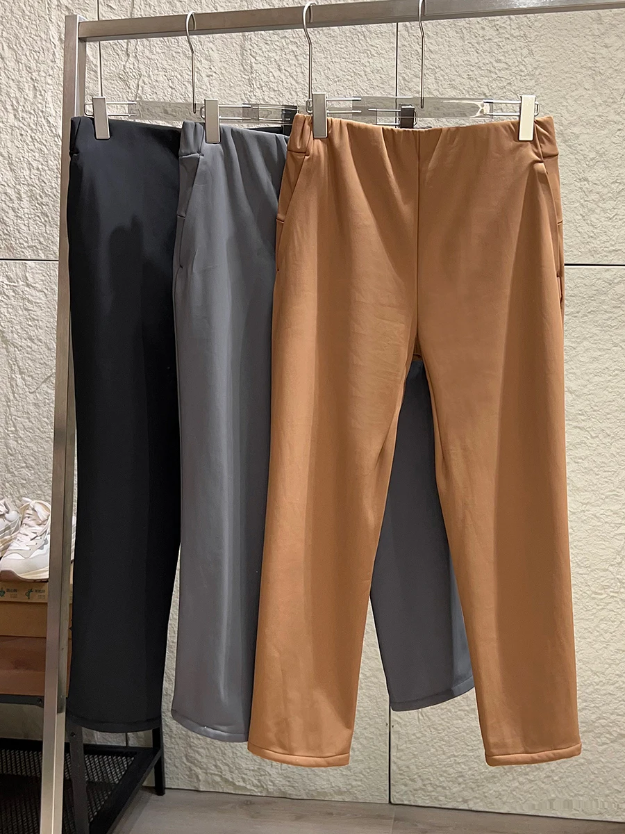 Thickened Outdoor Soft Trousers Men's Winter Casual Waterproof Windproof Warm Fleece Outdoor Leisure Long Pants
Thickened Outdoor Soft Trousers Men's Winter Casual Waterproof Windproof Warm Fleece Outdoor Leisure Long Pants