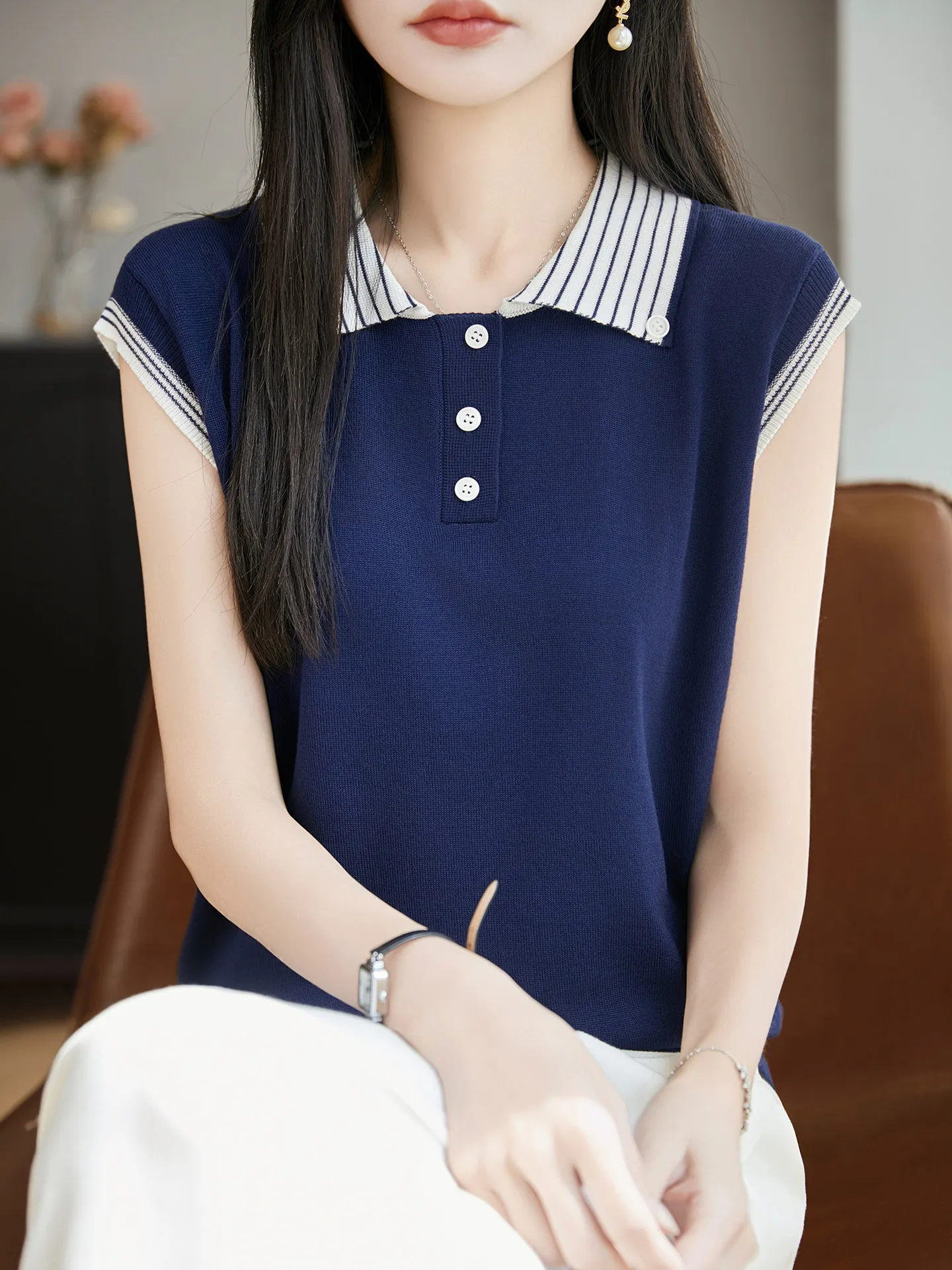 Korean Style Neck Color Block Knitted T-Shirt Women's Breathable Silk Cotton Summer Lightweight Sleeveless Turn-down Col...
Korean Style Neck Color Block Knitted T-Shirt Women's Breathable Silk Cotton Summer Lightweight Sleeveless Turn-down Col...