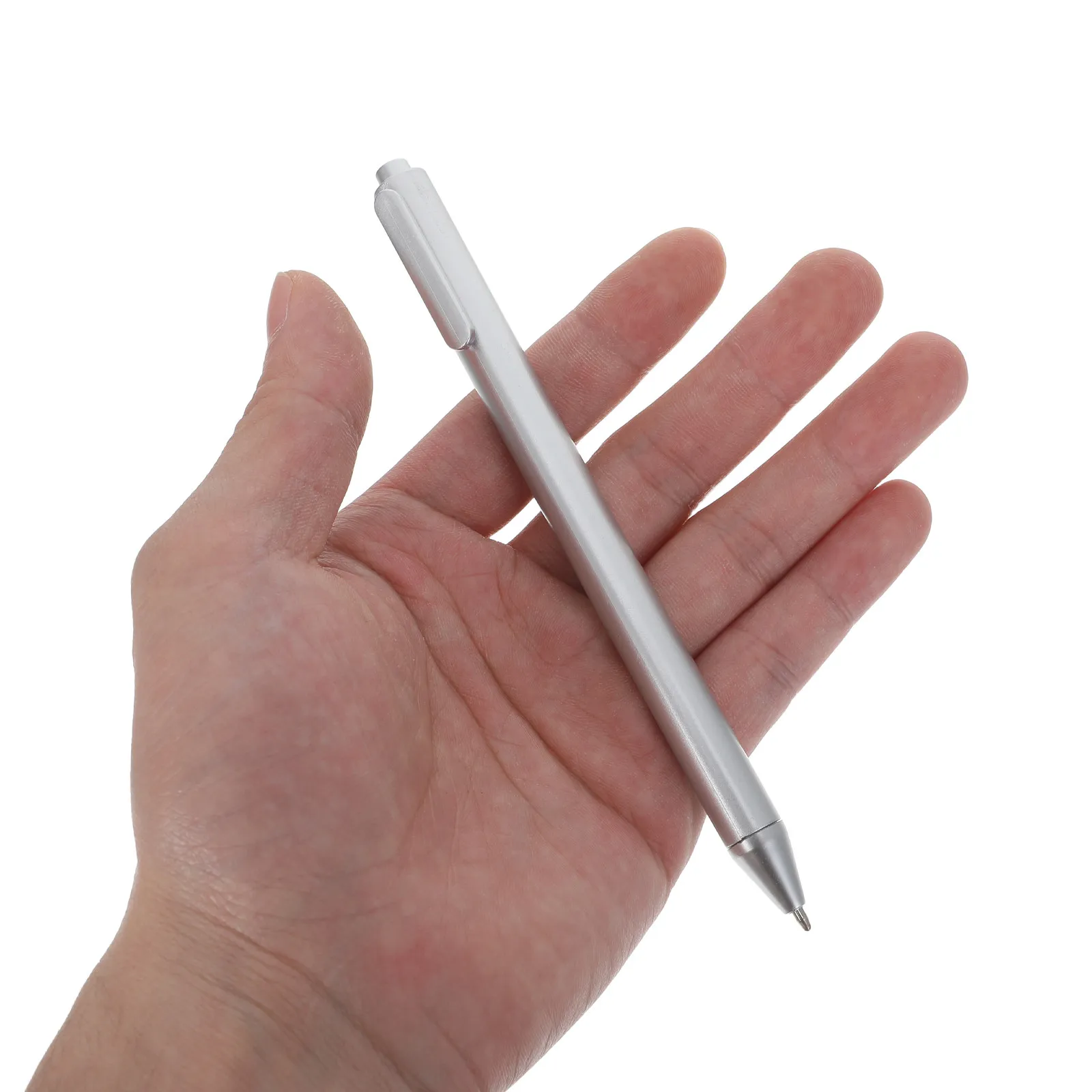 50Pcs Retractable Ballpoint Pens Smooth Writing Black Ink Silver Office Pens Ergonomic Grip Bulk School Business Supplies
50Pcs Retractable Ballpoint Pens Smooth Writing Black Ink Silver Office Pens Ergonomic Grip Bulk School Business Supplies