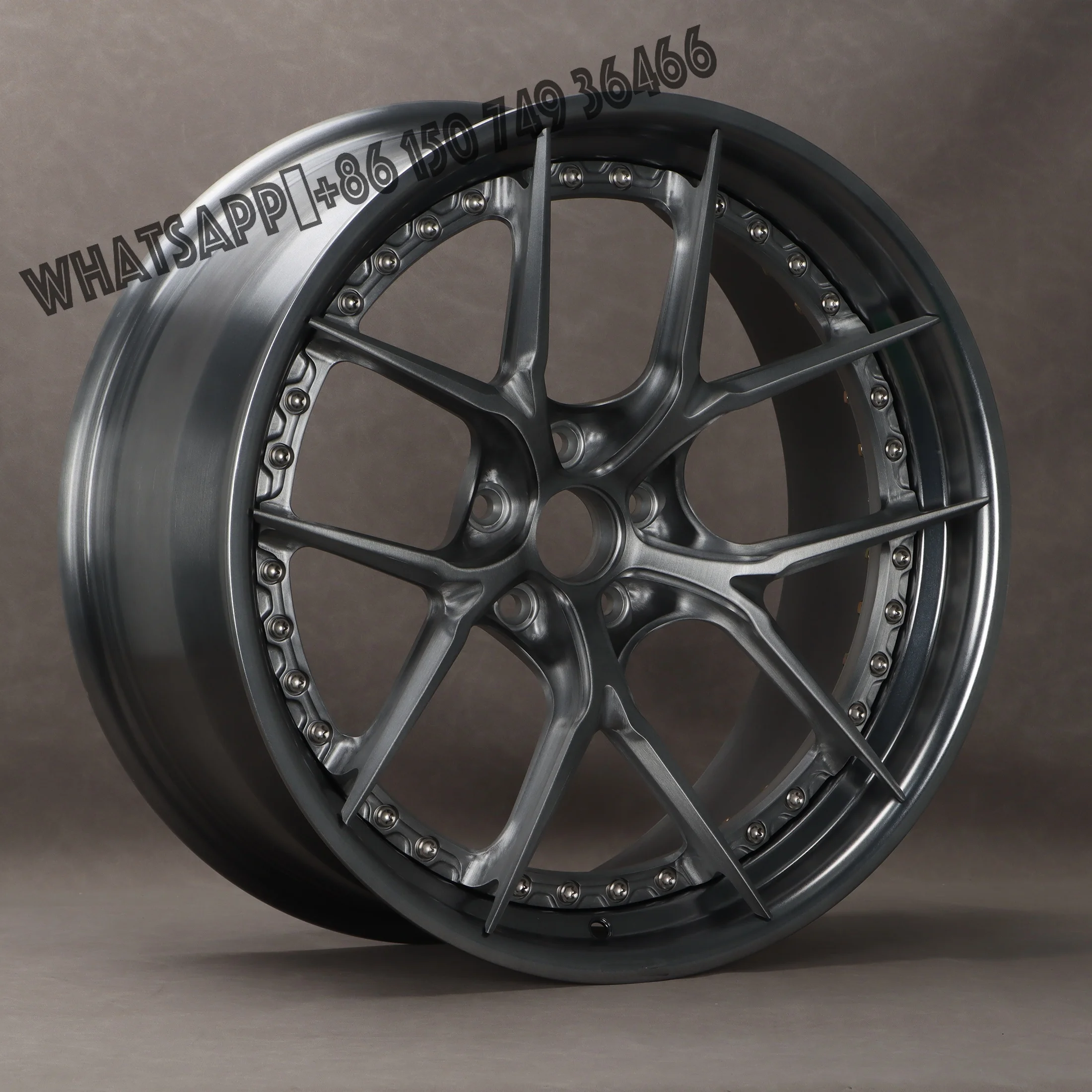 Классическая серия, две высококачественные кованые колеса из двух частей, матовые серые Y-образные легкие пятиспицевые S101SC, совместимые с BMW
Классическая серия, две высококачественные кованые колеса из двух частей, матовые серые Y-образные легкие пятиспицевые S101SC, совместимые с BMW