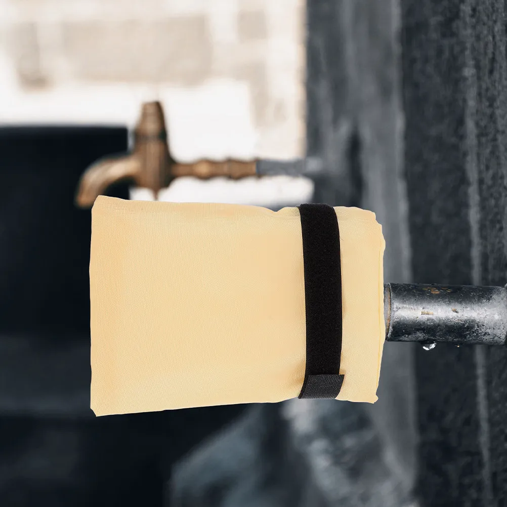 Чехол для уличного крана, зимняя защита от замерзания, утепленный чехол из ткани Оксфорд для защиты наружных водопроводных кранов в холодную погоду
Чехол для уличного крана, зимняя защита от замерзания, утепленный чехол из ткани Оксфорд для защиты наружных водопроводных кранов в холодную погоду