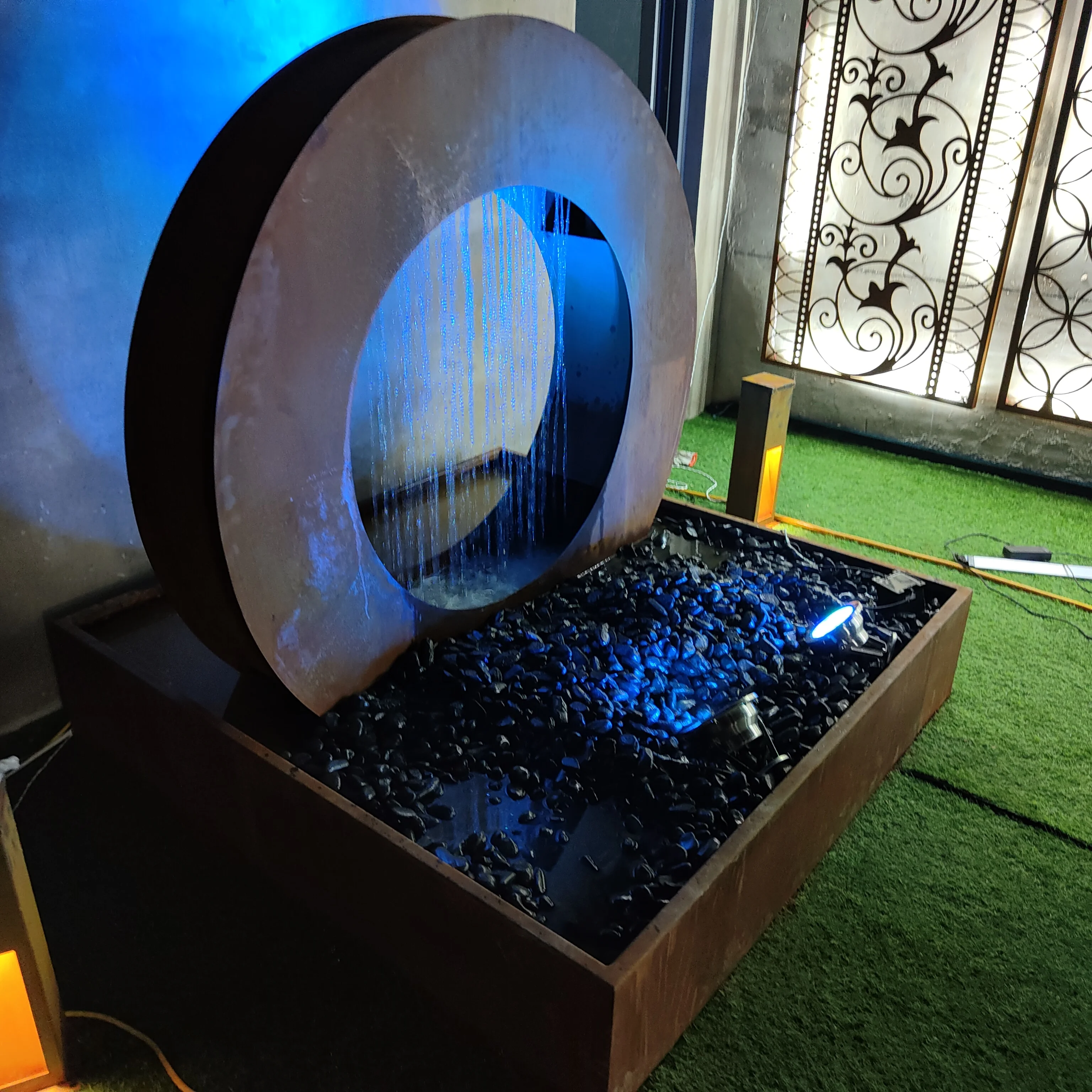 Garden Decorative Waterfall Corten Steel Water Sculpture Water Feature with Pool
Garden Decorative Waterfall Corten Steel Water Sculpture Water Feature with Pool