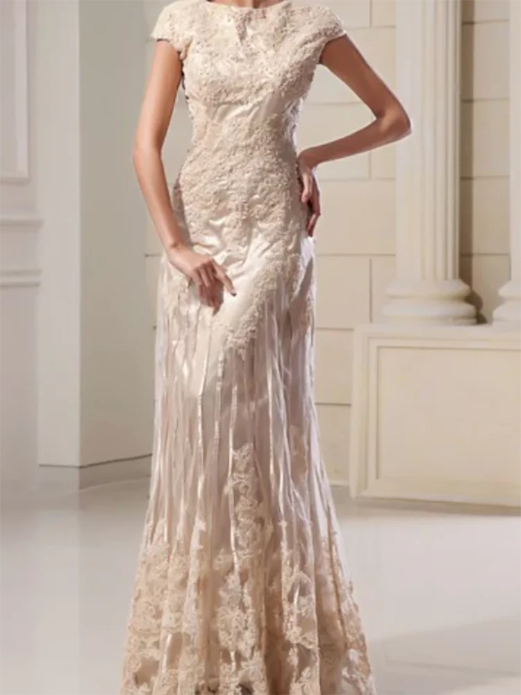 Elegant O-Neck Appliquins Lace Sleeveless Mermaid Bride Wedding Dresses Bridal Gowns Customized
Elegant O-Neck Appliquins Lace Sleeveless Mermaid Bride Wedding Dresses Bridal Gowns Customized