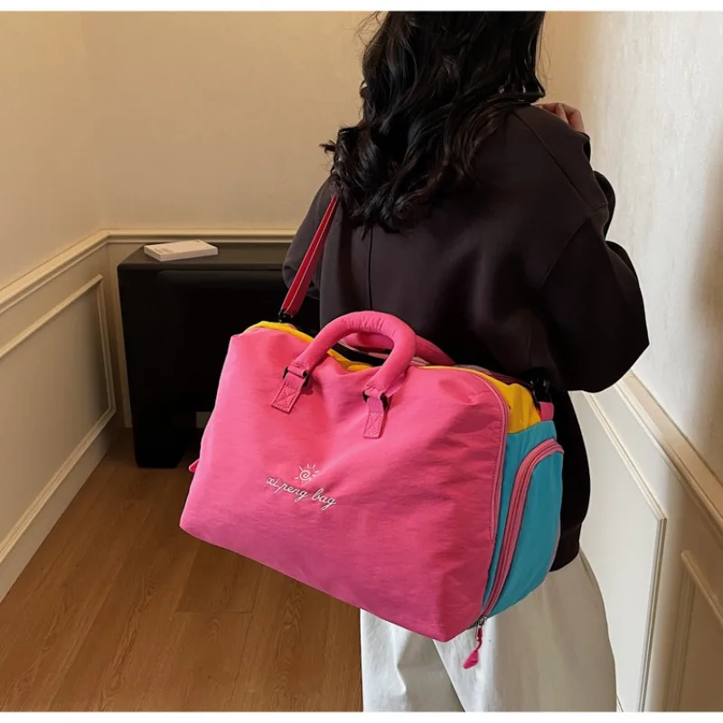 New Fashion Ladies Yoga Bag with Dry Wet Separation Sleeve Lightweight Travel Bag Trendy Korean Style Outdoor Sports Bag
New Fashion Ladies Yoga Bag with Dry Wet Separation Sleeve Lightweight Travel Bag Trendy Korean Style Outdoor Sports Bag