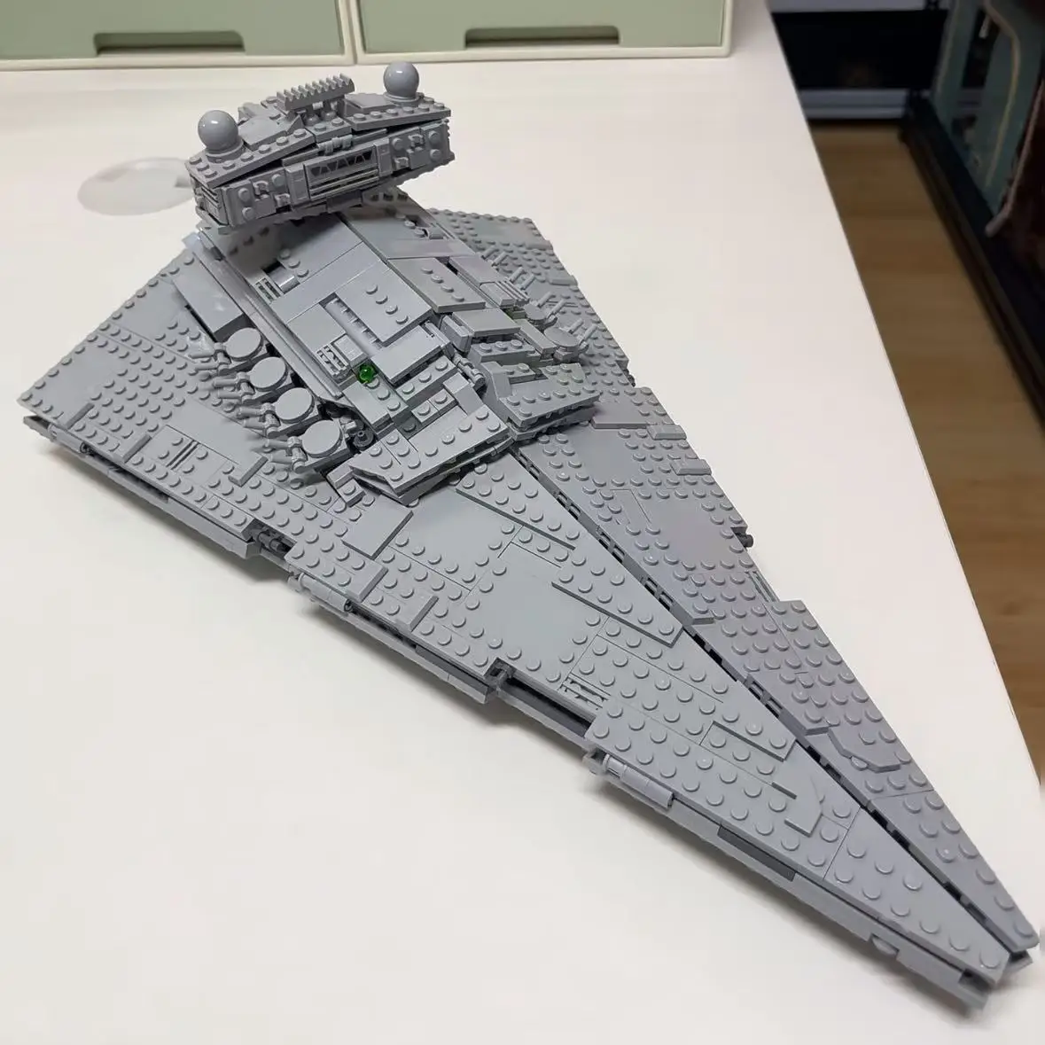 New Spaceship Empire Star Destroyer Building Set, 1555 pieces, a construction gift for boys and girls
New Spaceship Empire Star Destroyer Building Set, 1555 pieces, a construction gift for boys and girls
