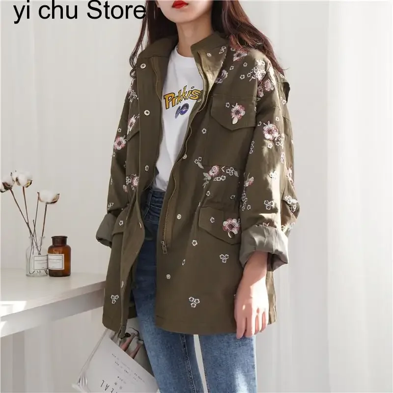 New High Quality Autumn Vintage Flower Embroidery Women's Tooling Trench Casual Fashion Casual Windbreaker Coat
New High Quality Autumn Vintage Flower Embroidery Women's Tooling Trench Casual Fashion Casual Windbreaker Coat