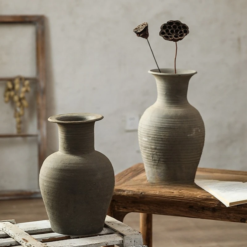 Wabi Sansan antique clay pot vase ornament coarse pottery vase homestay decoration antique pottery vase dry branch ornament
Wabi Sansan antique clay pot vase ornament coarse pottery vase homestay decoration antique pottery vase dry branch ornament