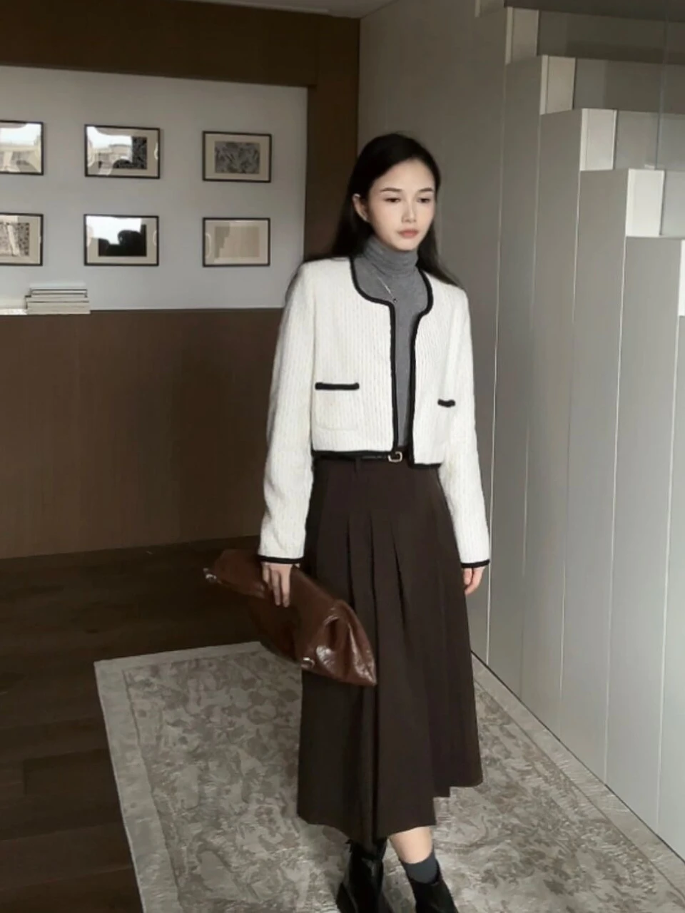 Художественная ретро-юбка в клетку из шерстяной смеси для осени и зимы, плиссированная, универсальная, для женщин, премиум-качество
Художественная ретро-юбка в клетку из шерстяной смеси для осени и зимы, плиссированная, универсальная, для женщин, премиум-качество