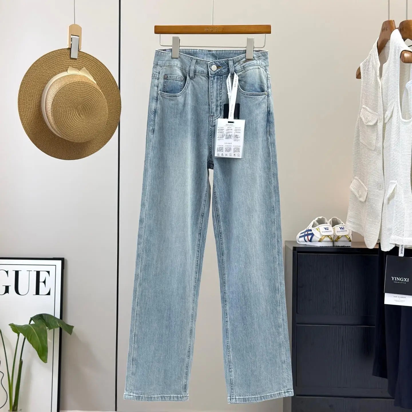 Slim Straight Jeans High Waist Cotton Summer Thin Version Visual Straight Leg Effect Fashionable Women's Premium Denim Trousers
Slim Straight Jeans High Waist Cotton Summer Thin Version Visual Straight Leg Effect Fashionable Women's Premium Denim Trousers